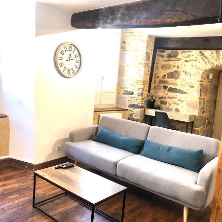 טול Appartement De Charme Dans Le Quartier Historique מראה חיצוני תמונה
