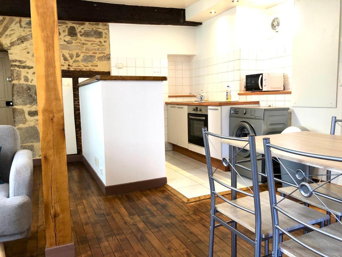 טול Appartement De Charme Dans Le Quartier Historique מראה חיצוני תמונה